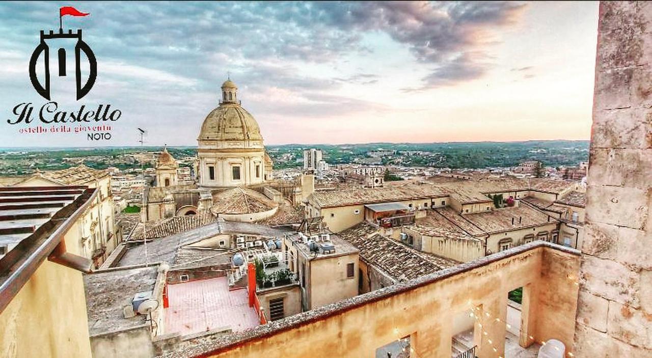 Ostello Della Gioventu - Il Castello Noto Exteriör bild